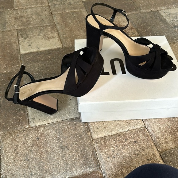 SCHUTZ Shoes - black suede SCHUTZ PUMPS